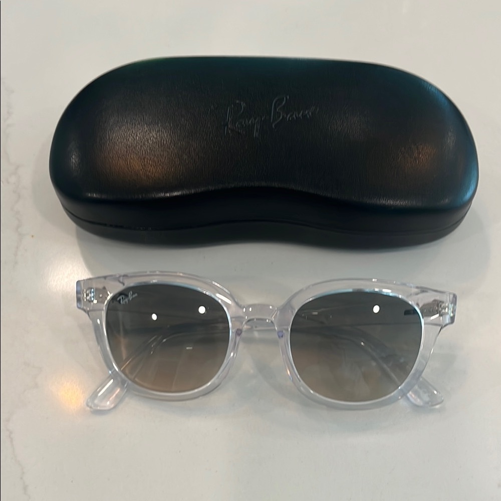 Ray-Ban Gray and Black Sunglasses with Protective Case
